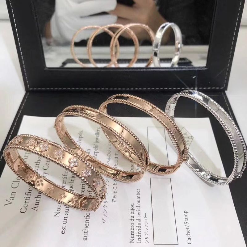 Qualität Mittleres Gold-18k Perlee-Unterzeichnungs-Armband weiße Rose Yellow Gold des Modell-VCA wirkliches Fabrik