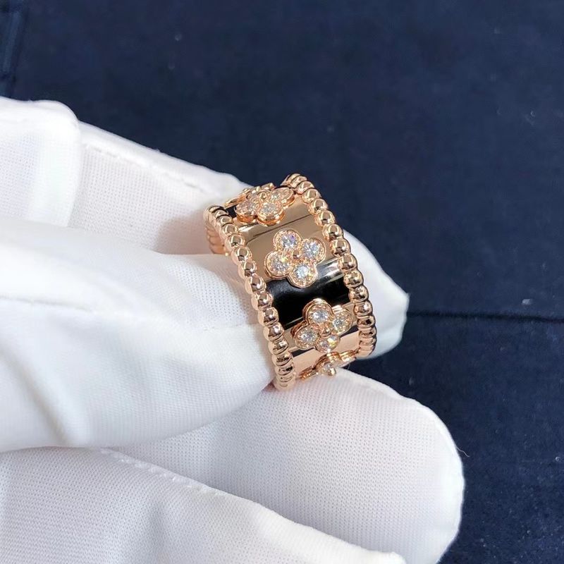 Qualität Goldstützprivate Kundenbezogenheit des mittleren Modell-VCA Van Cleef Perlee Clover Ring 18k Fabrik