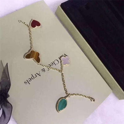 Qualität 4 gelbes Gold Motiv-glückliches Alhambra-Armband-18k mit Karneol-/Tigerauge-Stein Fabrik