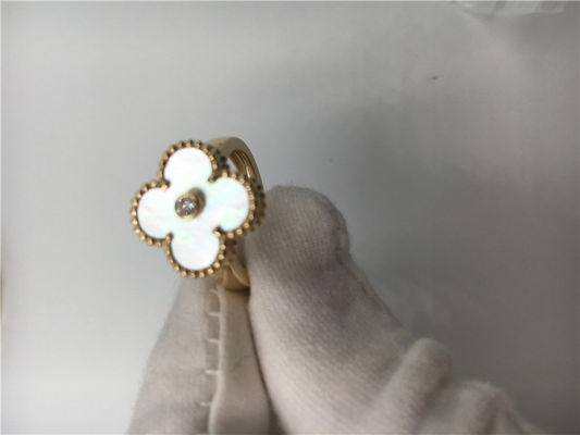 Qualität Goldring-runder Diamant Weinlese-Alhambra-Gelb-18k mit weißem Perlmutt Fabrik