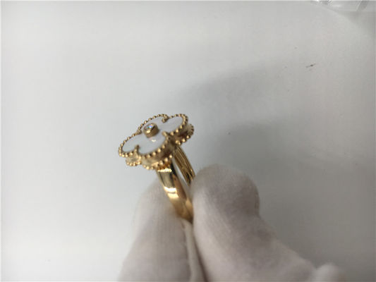 Qualität Goldring-runder Diamant Weinlese-Alhambra-Gelb-18k mit weißem Perlmutt Fabrik