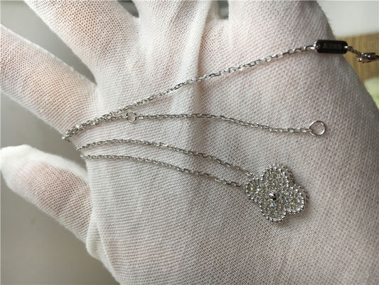 Qualität Runder Goldschmuck des Diamant-18K mit Weinlese-Alhambra-Anhänger VCARA46100 Fabrik