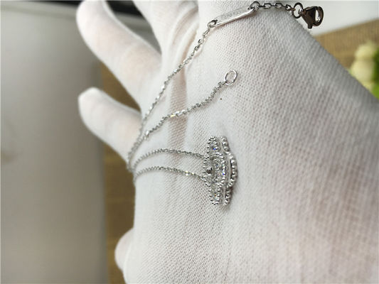 Qualität Runder Goldschmuck des Diamant-18K mit Weinlese-Alhambra-Anhänger VCARA46100 Fabrik