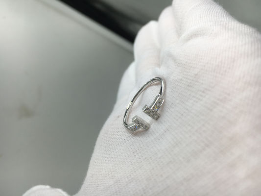 Qualität T-Draht Ring With Round Brilliant Diamonds, Verlobungsringe für Frauen-Weißgold Fabrik