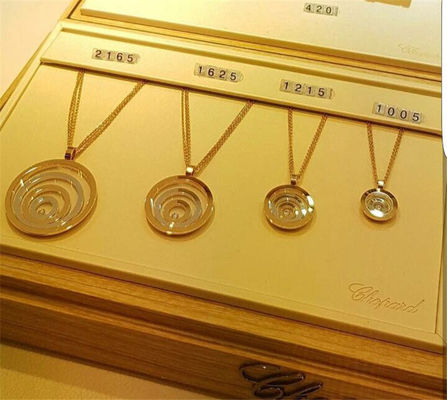 Qualität Gold-18K Chopard-Schmuck-glücklicher Geist-hängende runde Form mit natürlichen Diamanten Fabrik