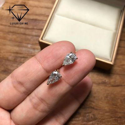 Qualität 18K Goldene Tropfenschliff-Labordiamant-Ohrstecker, VVS-VS Reinheit Fabrik