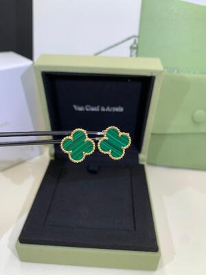 VCA Alhambra Ohrringe Van Cleef And Arpels Weiße Perlmutt Malachit Karneol