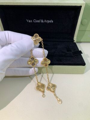 VCA Vintage Alhambra 18K Gold Armband Van Cleef und Arpels Mutter der Perle Malachit Karnelian