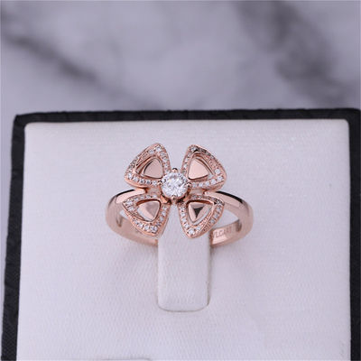 Qualität Roman Love Flower Ring Fiorever 18 kt Rose Gold Ring eingestellt mit einem zentralen Diamanten und pavé Diamanten Fabrik