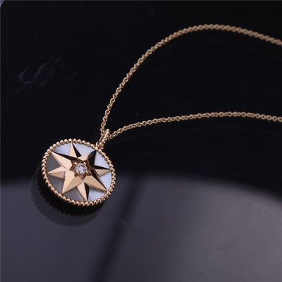 Qualität Rose Des Vents Medallion Necklace im gelben Gold 18k mit Diamond Mother Pearl Fabrik